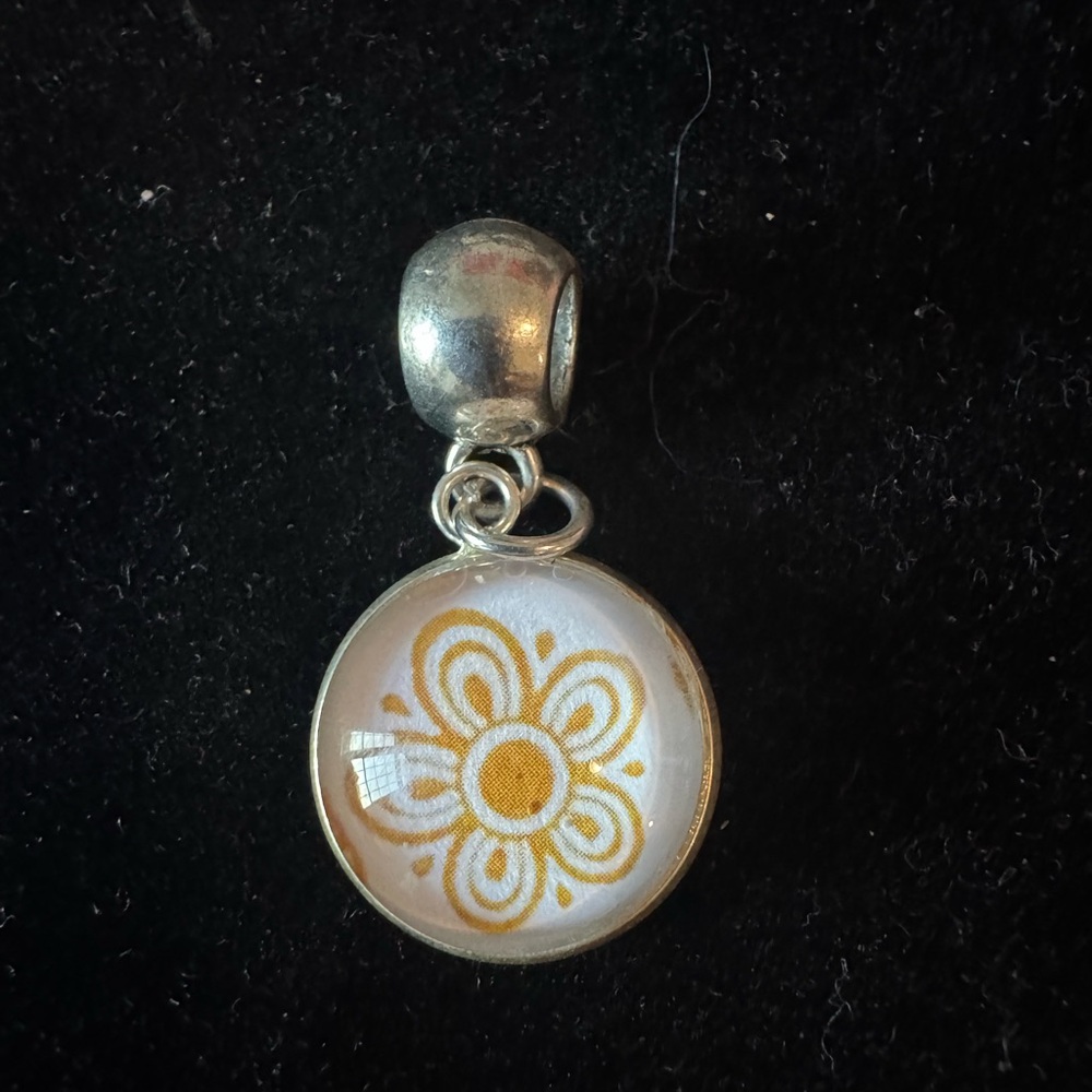 Corelle Broken Plate Silver and Gold Floral Pendant